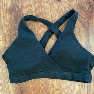 Old Navy Active Cross-Back Bra